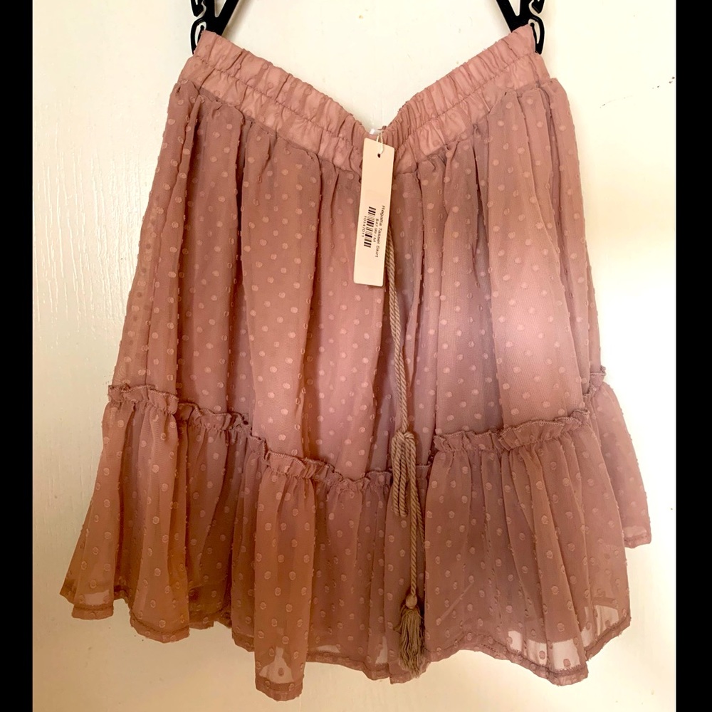 Tiered mini skirt